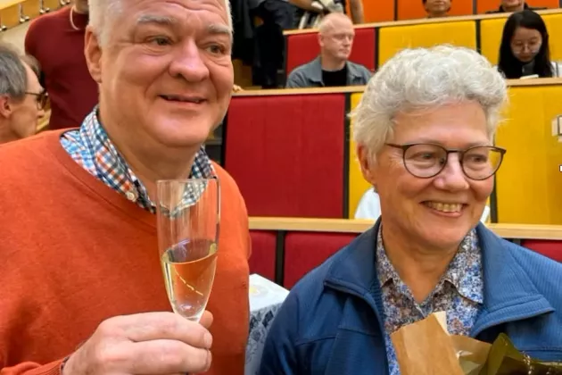 Anne L'Huillier och hennes man Claes-Göran Wahlström vid Nobelprisfirandet.bration in Lund. Sune Svanberg, CC BY-SA
