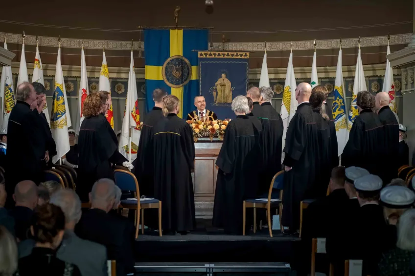 En högtidlig ceremoni med professorsinstallationer i universitetshuset.