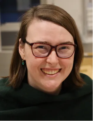 Porträtt av Hanna Herde. Foto: Johan Lindskoug.